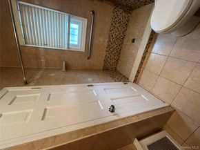 148-11 10th Avenue, Whitestone NY 11357