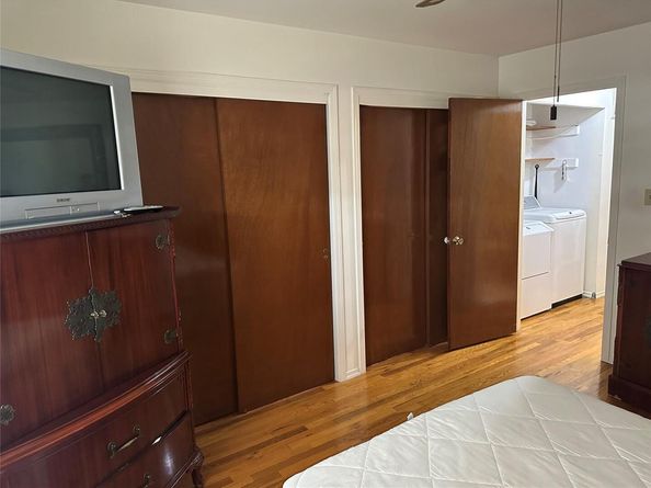 61 Primrose Lane 61, North Babylon NY 11703