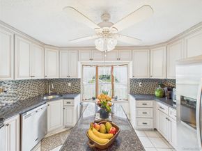 9 Pewter Lane, Hicksville NY 11801