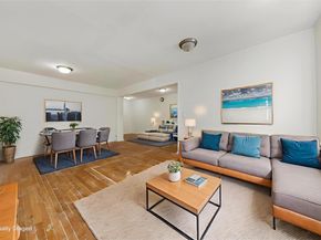 142-20 41 4C, Flushing NY 11355