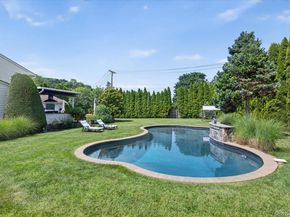 75 Head Of The Neck Road, Bellport NY 11713