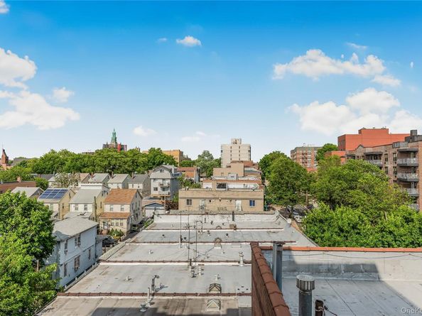 85-23 Broadway 7C, Elmhurst NY 11373