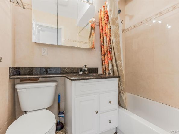 85-23 Broadway 7C, Elmhurst NY 11373