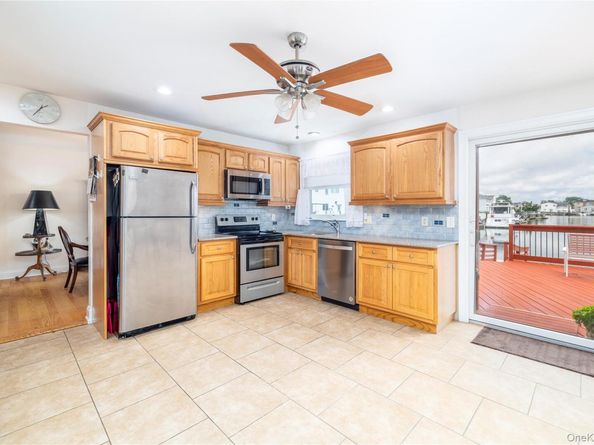 163 Mott Street, Oceanside NY 11572