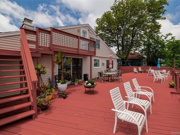 163 Mott Street, Oceanside NY 11572