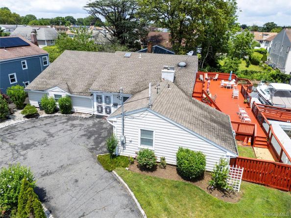 163 Mott Street, Oceanside NY 11572