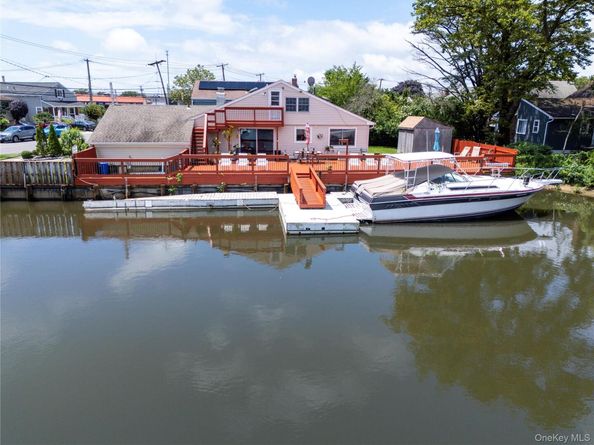 163 Mott Street, Oceanside NY 11572