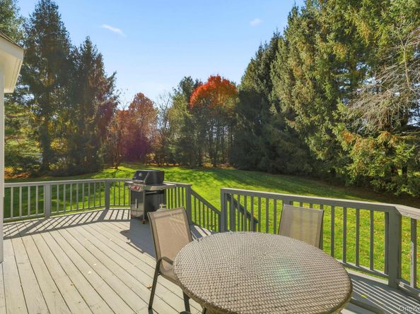 4 Fairview Court, Cross River NY 10518