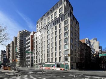 250 E 21st Street