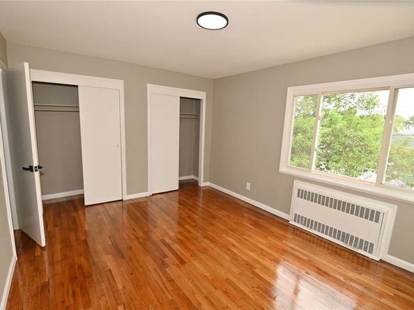 21928 141st Road, Springfield Gardens NY 11413