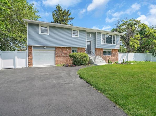 99 Tell Avenue, Deer Park NY 11729