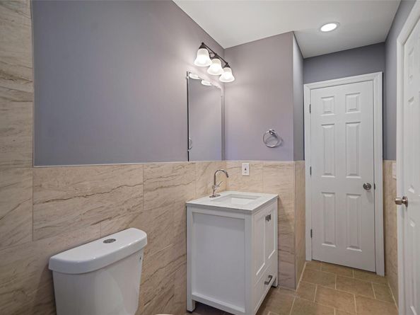 99 Tell Avenue, Deer Park NY 11729
