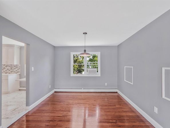 99 Tell Avenue, Deer Park NY 11729