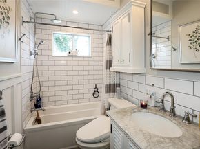 8 Dumond Place, Glen Head NY 11545