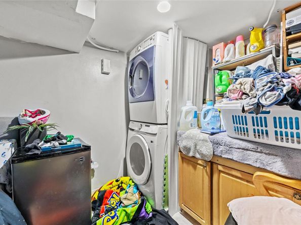 2719 Hering Avenue, Bronx NY 10469