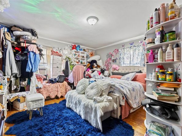 2719 Hering Avenue, Bronx NY 10469