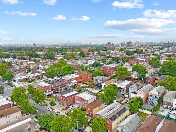 2719 Hering Avenue, Bronx NY 10469