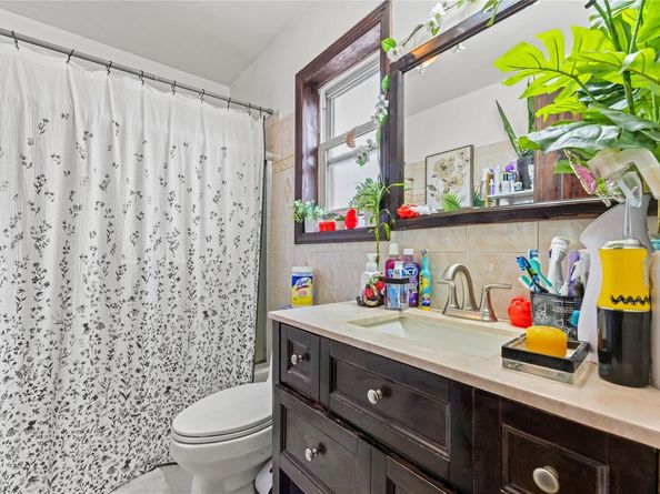 2719 Hering Avenue, Bronx NY 10469