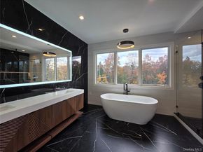 65 Page Lane, Westbury NY 11590