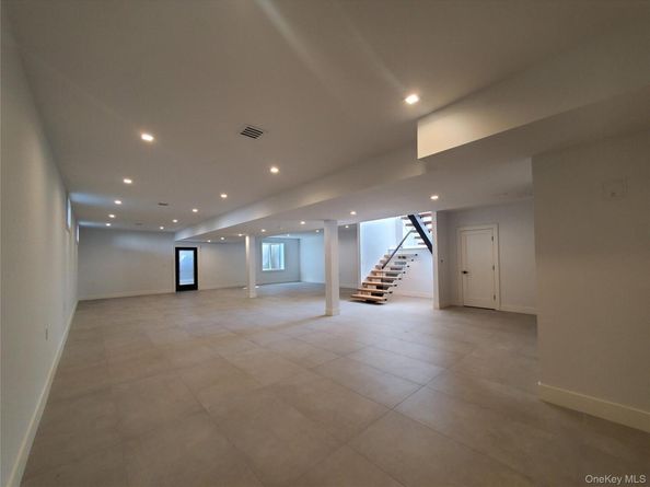 65 Page Lane, Westbury NY 11590