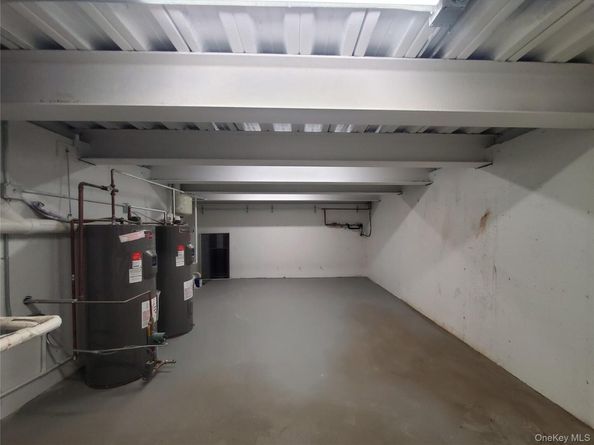 65 Page Lane, Westbury NY 11590