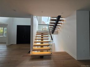 65 Page Lane, Westbury NY 11590