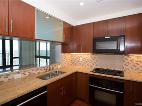 175 Huguenot St 1801, New Rochelle NY 10801