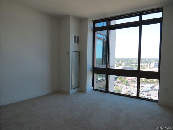 175 Huguenot St 1801, New Rochelle NY 10801