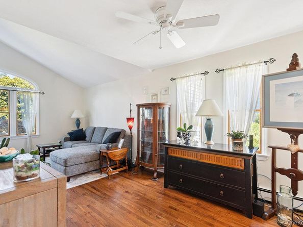 243 S Dunton Avenue, East Patchogue NY 11772