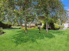 243 S Dunton Avenue, East Patchogue NY 11772