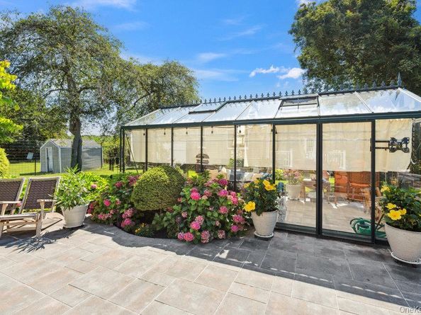 243 S Dunton Avenue, East Patchogue NY 11772