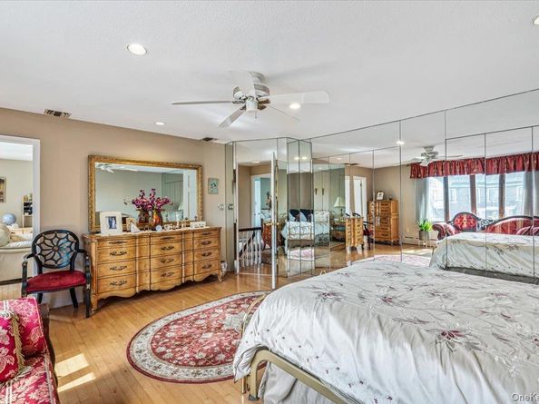 2957 214th Place, Bayside NY 11360