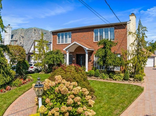 2957 214th Place, Bayside NY 11360