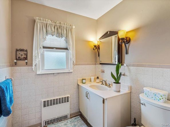 2957 214th Place, Bayside NY 11360