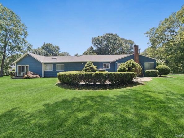 7 Fuller Drive, Ridge NY 11961