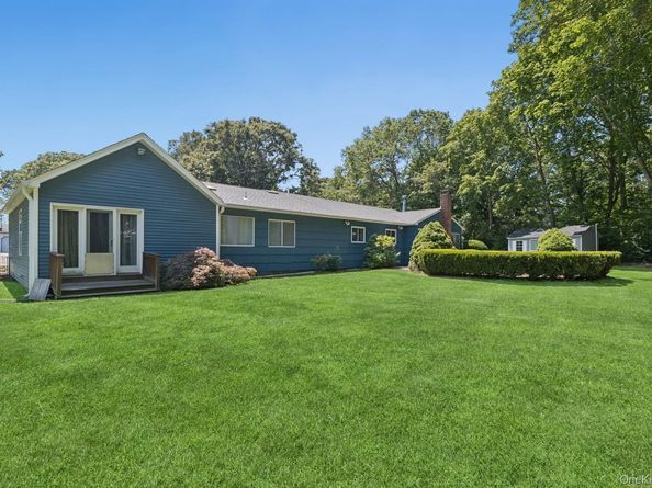 7 Fuller Drive, Ridge NY 11961