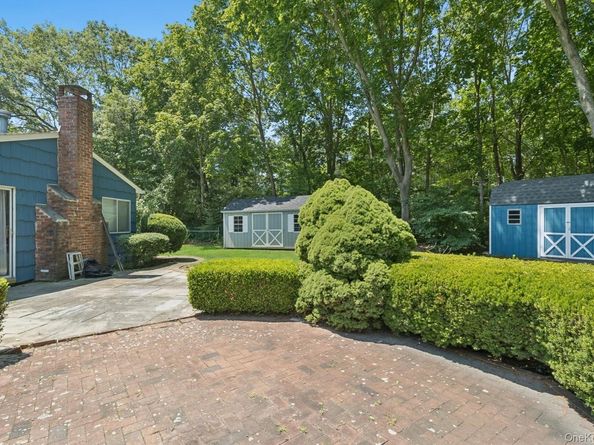 7 Fuller Drive, Ridge NY 11961