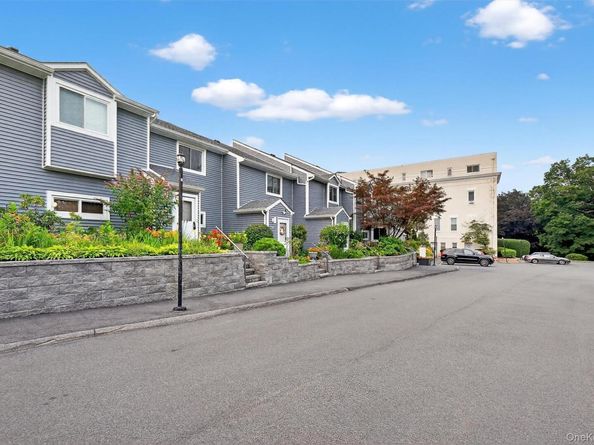27 Waterview Estate, Peekskill NY 10566