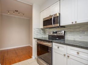 300 Mamaroneck Avenue 402, White Plains NY 10605