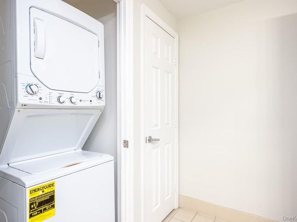 300 Mamaroneck Avenue 402, White Plains NY 10605