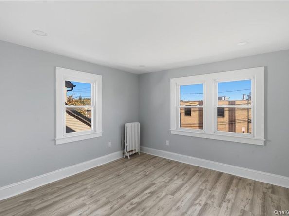 4 Hilton Street, Lynbrook NY 11563