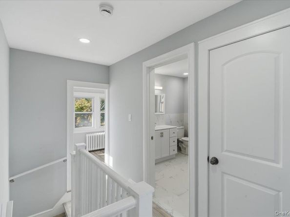 4 Hilton Street, Lynbrook NY 11563