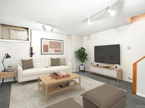 1245 Rhinelander Avenue, Bronx NY 10461
