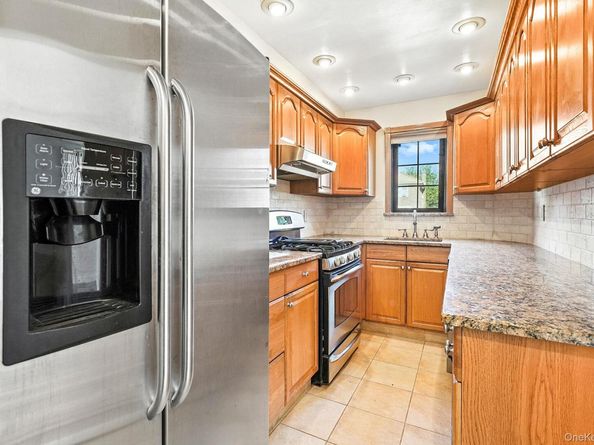 1245 Rhinelander Avenue, Bronx NY 10461