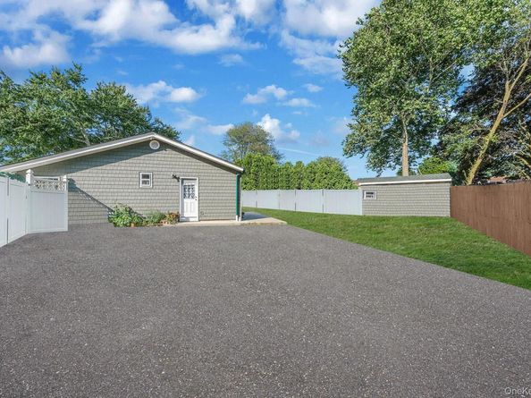 1010 Motor Parkway, Central Islip NY 11722