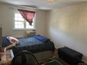 863 E 221st Street, Bronx NY 10467