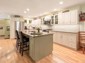76 Fern Road E, Baiting Hollow NY 11933
