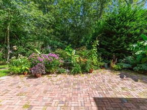 76 Fern Road E, Baiting Hollow NY 11933