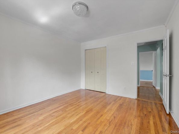 219-27 75 Avenue 2, Bayside NY 11364