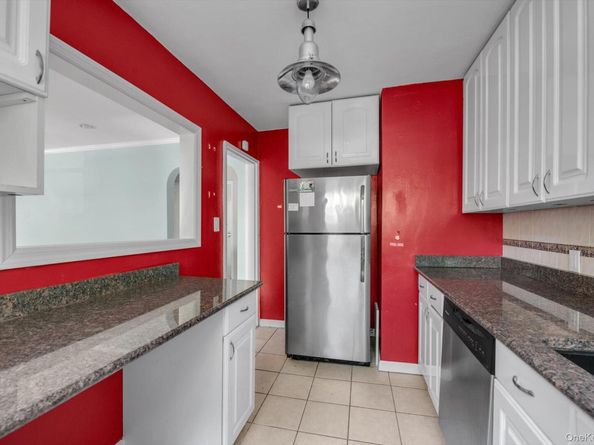 219-27 75 Avenue 2, Bayside NY 11364